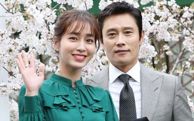 Lee Byung Hun và Lee Min Jung đón con thứ 2 chào đời, tài tử quyền lực kề cận chăm sóc vợ mới sinh