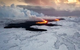 Những bức ảnh kinh hoàng về núi lửa phun trào tại Iceland