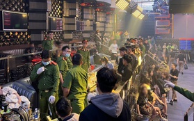 Bắt hàng chục thanh niên nam nữ phê ma túy trong vũ trường New Phương Đông