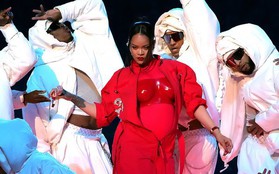 Rihanna nhận cát-xê 0 đồng khi diễn tại Super Bowl