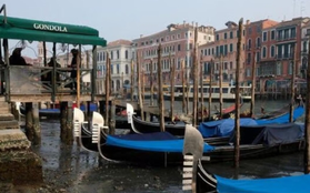 Kênh đào Venice cạn nước