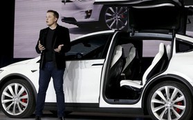 Tesla bị kiện do phóng đại công nghệ tự lái