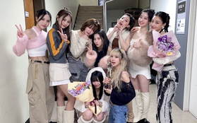 TWICE có chiếc cúp đầu tiên sau hơn 1 năm nhưng vẫn bị netizen mỉa mai