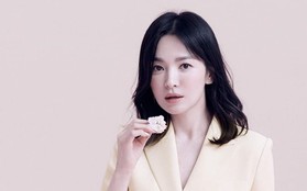 Cận cảnh nhan sắc Song Hye Kyo khi trang điểm nhạt nhoà, không ngờ ngoại hình tuổi ngoài 40 lại ấn tượng thế này