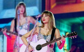Taylor Swift mở màn The Eras Tour quá ngoạn mục: Truyền thông Mỹ đồng loạt cho điểm tuyệt đối, phong luôn làm "Nữ hoàng nhạc Pop"!