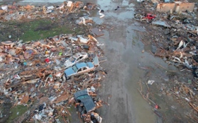 Lốc xoáy kinh hoàng ở Mississippi (Mỹ) san phẳng hàng trăm tòa nhà