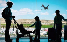 Chuyên gia khẳng định lợi ích không sách vở nào mang lại khi cho con đi du lịch sớm
