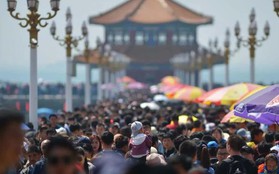 Du lịch mùa lễ "chưa đi đã mệt mỏi" ở Trung Quốc: Khách khốn đốn vì bị hủy phòng vô cớ, homestay chấp nhận bồi thường nhưng vẫn hưởng lợi nhờ một mánh khóe