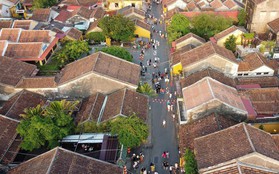 Hội An bố trí lối đi riêng dành cho du khách tham quan khu phố cổ