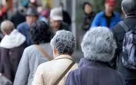 Dân số "siêu già hóa", khoảng 100 triệu người Trung Quốc đối mặt với "tương lai màu xám"