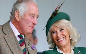 Chuyên gia đọc khẩu hình tiết lộ những gì Vua Charles và Hoàng hậu Camilla nói trong lễ đăng cơ