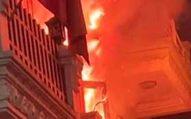 TP.HCM: Cháy nhà lúc nửa đêm, 3 người thương vong