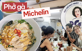 Các vị khách nước ngoài lần đầu dò theo danh sách Michelin tìm đến quán phở gà Nguyệt đã miêu tả món ăn tại đây ra sao?