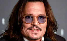 Johnny Depp không "cạch mặt" Disney