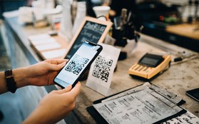 Đi mua sắm quét QR Code thanh toán nhớ làm việc này để không bị lừa tiền!