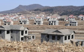 Khủng hoảng bão hòa, hàng loạt bất động sản nhiều triệu Nhân dân tệ bỏ hoang ở Trung Quốc