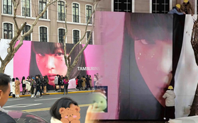 Tamburins bất ngờ "thất sủng", biển quảng cáo của Jennie bị gỡ tại Thượng Hải (Trung Quốc)?