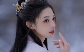 Nàng thơ Đông Cung gây sốt với tạo hình công chúa tuyết, netizen rần rần đòi trở lại đóng cổ trang