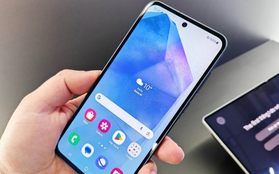 Điện thoại Samsung có màn hình "vượt mặt" iPhone 16: Giá giảm mạnh trong tháng 10, chỉ còn hơn 6 triệu