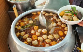 Bún bò Huế, ăn đâu cũng thấm