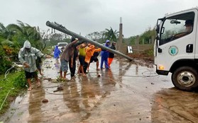 Philippines chạy đua đối phó với bão Usagi