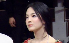 Bức hình chứng minh Song Hye Kyo đẹp không ngừng trong 21 năm