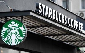 Starbucks bị hacker tấn công, phải dùng giấy bút chấm công