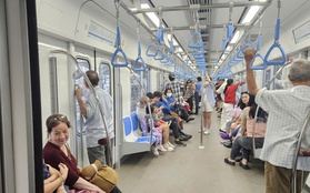 Ngân hàng phát hành thẻ miễn phí cho khách đi tàu Metro số 1