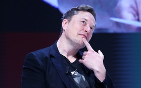 ‘Thiên tài bán giấc mơ’ Elon Musk: Doanh số liên tục giảm nhưng cổ phiếu Tesla vẫn tăng 90%, nhà đầu tư tung hô dù CEO lộ rõ việc ‘chán làm xe điện’