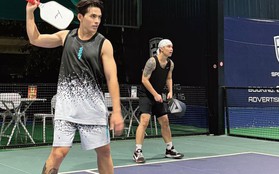 Ca sĩ Quốc Thiên hẹn Cường Seven pickleball, nhắc luôn đến ca khúc gây tranh cãi của một "Anh trai say hi"