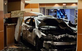 Mỹ: Xe hơi lao vào phòng cấp cứu, tài xế tử vong tại chỗ