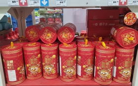 Du học sinh Việt trải nghiệm chợ Tết của người Trung Quốc: Bất ngờ với sản phẩm “cháy hàng” nhanh nhất, không phải hoa quả hay kẹo bánh mà là món rất quen thuộc với mọi nhà