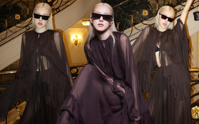 Paris Fashion Week còn chưa hết, Rosé vẫn được Vogue vinh danh là một trong những sao mặc ấn tượng nhất