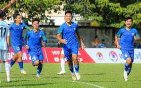 Con trai Quang Hải liên tục tạo "mưa bàn thắng" ở giải U17 quốc gia