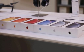 Ảo diệu: Apple Store triển khai công cụ cập nhật phần mềm iPhone mà không cần mở hộp