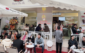 Trà sữa "huyền thoại" Thái Lan khai trương cửa hàng đầu tiên tại Hà Nội, thu hút khách tới đông nghịt