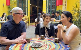 CEO Tim Cook nhận tin 'sét đánh' trong ngày vi vu cà phê trứng Hà Nội: Doanh số iPhone giảm gần 2 chữ số, mất luôn ngôi vị top 1 thị trường