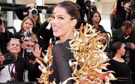 Hoa hậu Hoàn vũ gây chú ý với váy lạ mắt trên thảm đỏ Cannes