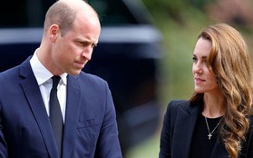 Vợ chồng Thân vương William và Vương phi Kate chia sẻ thông điệp cảm động trên mạng xã hội