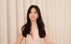Song Hye Kyo "xả ảnh" hậu sự kiện Baeksang, netizen tò mò chuyện chạm mặt chồng cũ Song Joong Ki