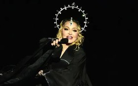 Madonna bị kiện vì đưa nội dung nhạy cảm vào liveshow