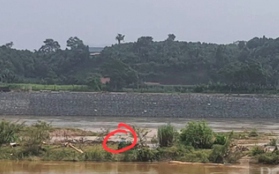 Tìm thấy thi thể người mẹ trôi dạt trên sông Hồng từ Lào Cai về Yên Bái