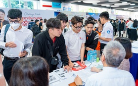 Sinh viên xúng xính CV săn việc cùng doanh nghiệp Nhật tại Japan Job Fair 2024