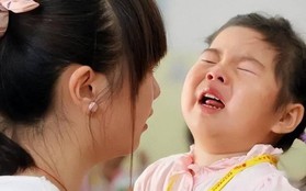 Con gái đi học về không chịu đi vệ sinh: Người mẹ xót xa sau khi tìm hiểu nguyên nhân