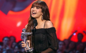 Lisa làm nên lịch sử lần thứ hai tại MTV VMAs, lại độc chiếm giải "Best Kpop"