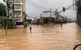 Lũ liên tục tràn về Chiang Mai (Thái Lan), nước ngập sâu tới 30 – 50 cm