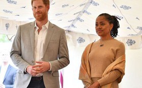 Mẹ Meghan nghĩ gì khi lần đầu gặp chàng rể Harry?