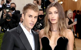 Biến căng: Justin Bieber hủy theo dõi bà xã Hailey Bieber