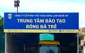 Xôn xao thông tin CLB Sông Lam Nghệ An 'nợ' tiền ăn của HLV và cầu thủ