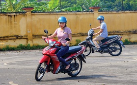 Người có bằng lái ô tô được miễn thi lý thuyết 2 loại bằng lái xe máy